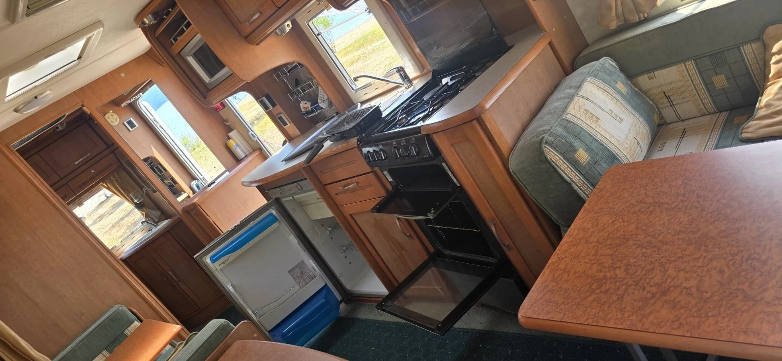 �������� Swift Bessacar cameo | Mobile.bg � ����������� 11