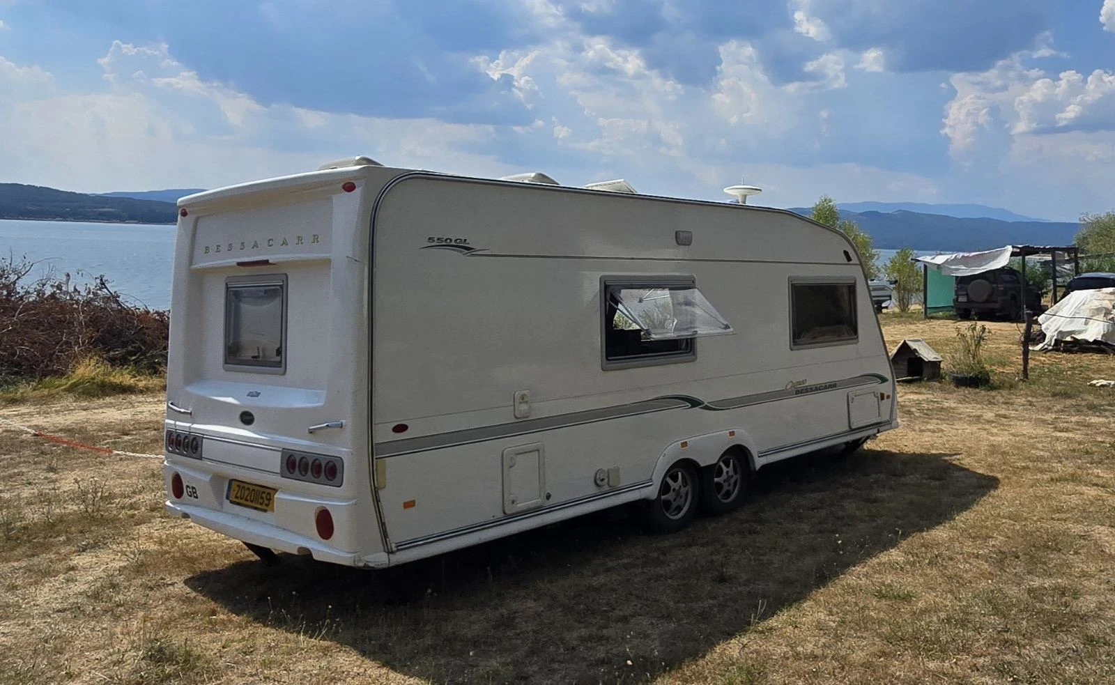 Каравана Swift Bessacar cameo