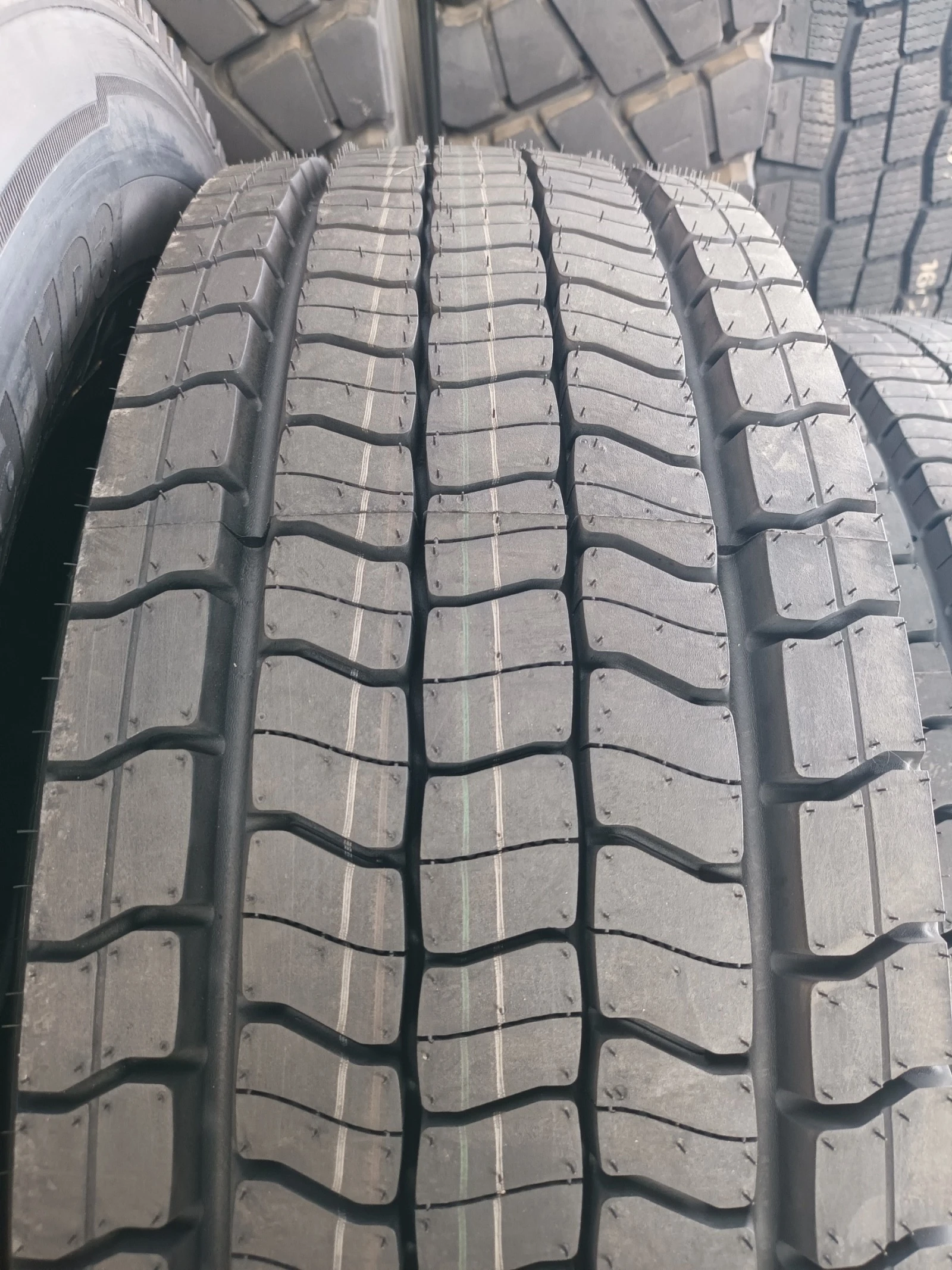  285/70R19.5 | Mobile.bg   4