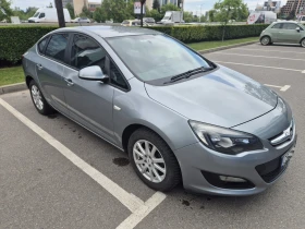 Opel Astra J 1.6 LPG от България, снимка 3
