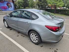 Opel Astra J 1.6 LPG от България, снимка 6
