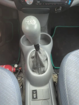 Toyota Yaris verso, снимка 17