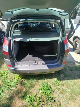 Renault Grand scenic 1.9 dci, снимка 3