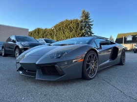 Lamborghini Aventador V12/ LP700