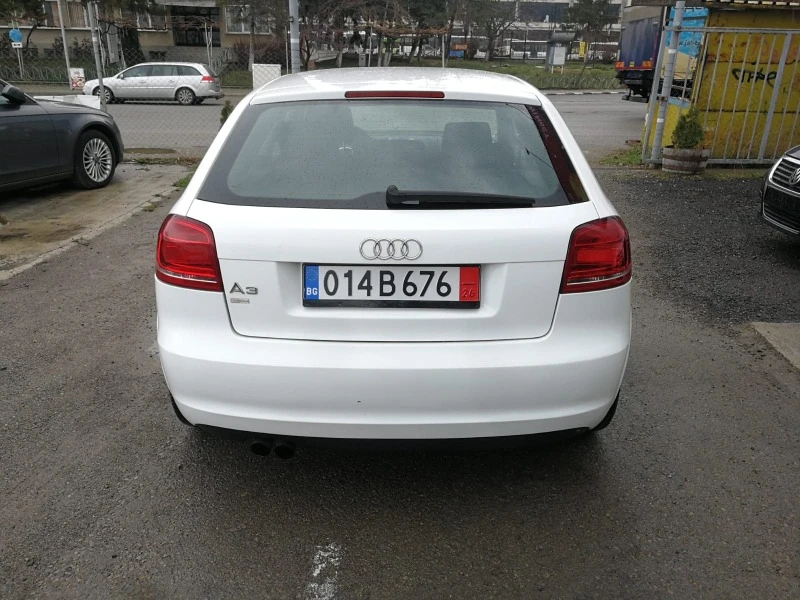 Audi A3 1.4 Tfsi, снимка 4 - Автомобили и джипове - 44796913