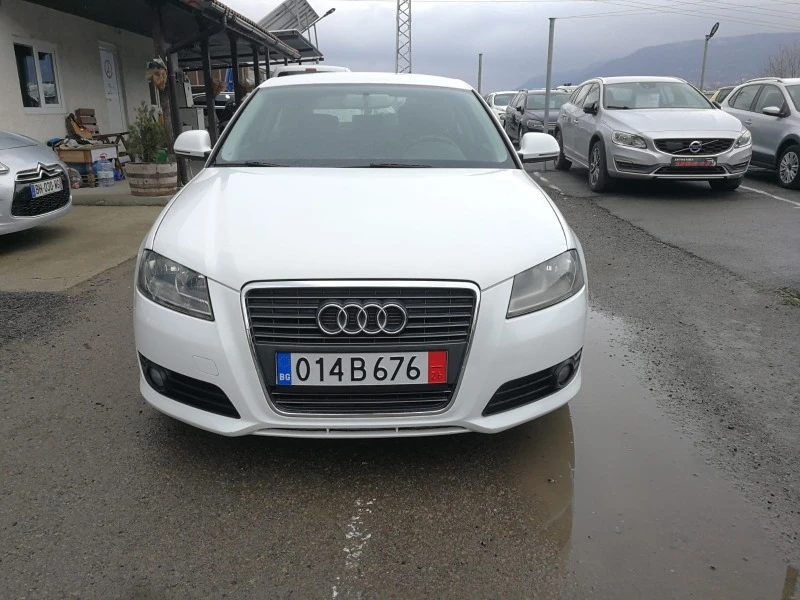 Audi A3 1.4 Tfsi, снимка 2 - Автомобили и джипове - 44796913