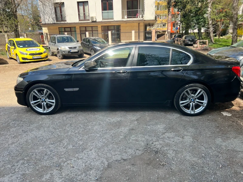 BMW 730, снимка 4 - Автомобили и джипове - 47340151