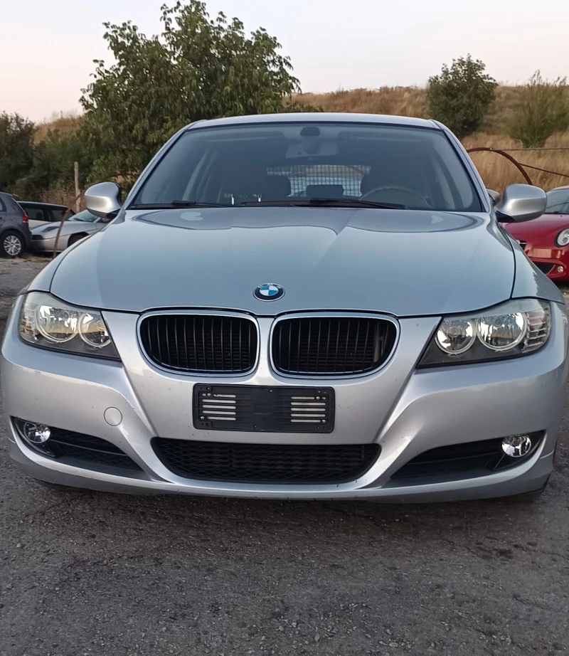 BMW 320, снимка 1 - Автомобили и джипове - 48001938