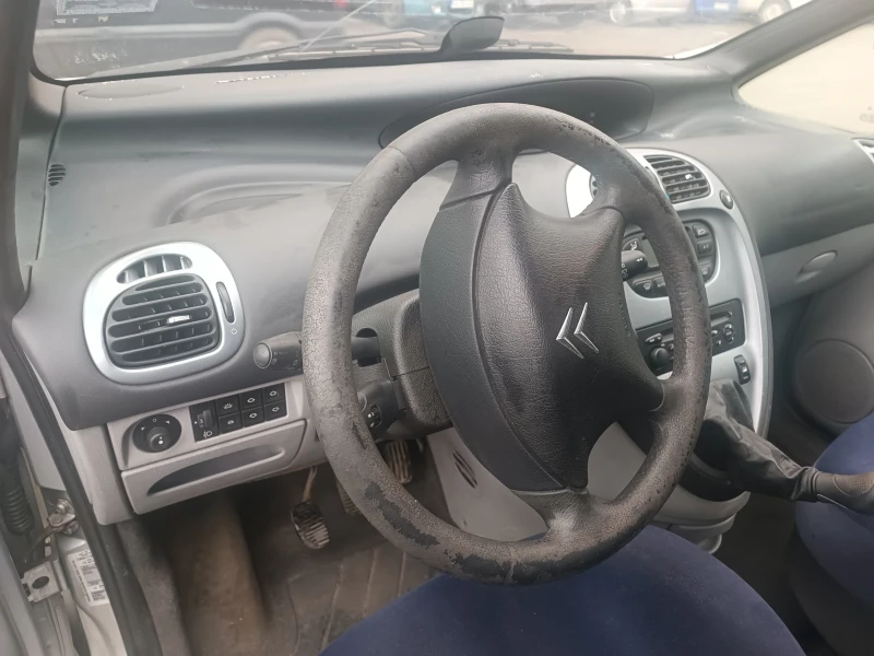 Citroen Xsara picasso, снимка 13 - Автомобили и джипове - 48929505