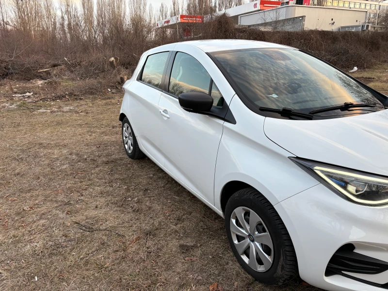 Renault Zoe, снимка 3 - Автомобили и джипове - 49119388