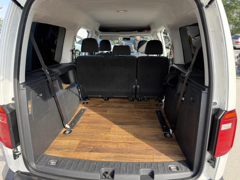 VW Caddy Maxi 2, O TDI 102 k.c - 7 места, снимка 17 - Автомобили и джипове - 52645690