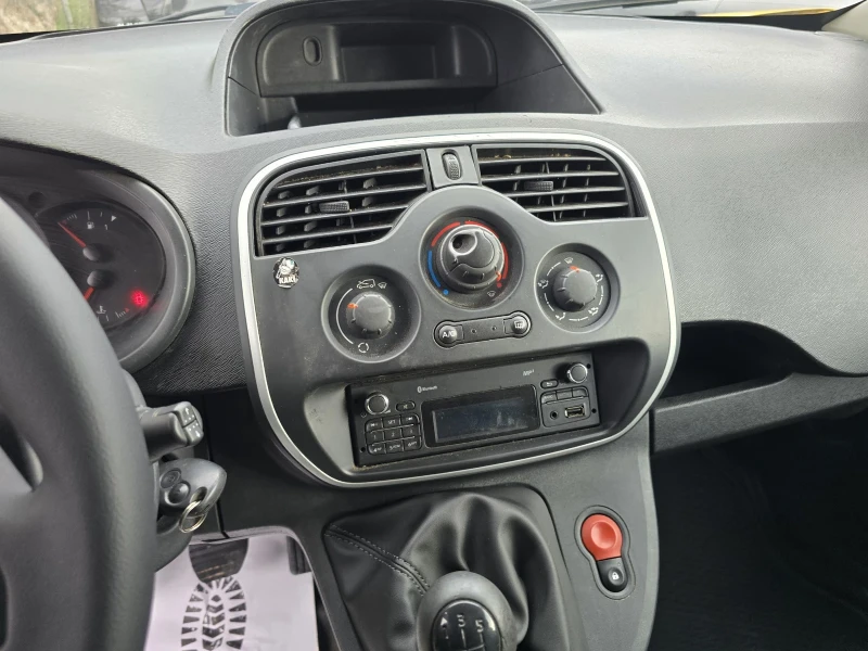 Renault Kangoo 1.5 DCI MAXI, снимка 14 - Автомобили и джипове - 52365689