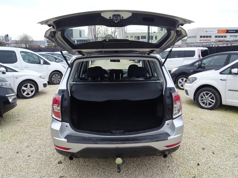 Subaru Forester 2.0 X bi-fuel, снимка 4 - Автомобили и джипове - 52773608