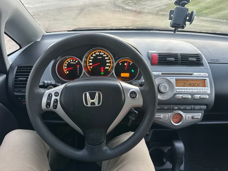 Honda Jazz 1.4-FACE-7-Speed-AUTOMAT-ЮЖНА-ФРАНЦИЯ-БЕЗ-РЪЖДА!, снимка 14 - Автомобили и джипове - 52806343