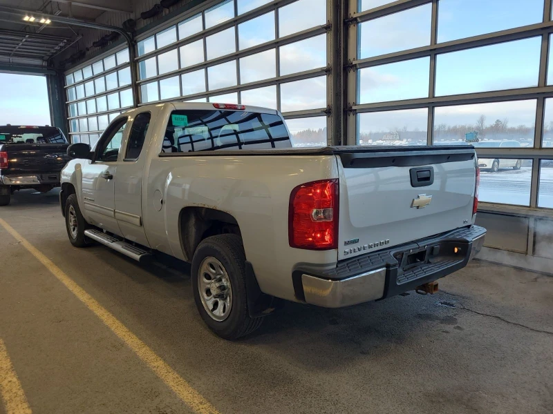 Chevrolet Silverado LS CHEYENNE  EXTENDED CAB STD BED АВТО КРЕДИТ , снимка 4 - Автомобили и джипове - 52816913