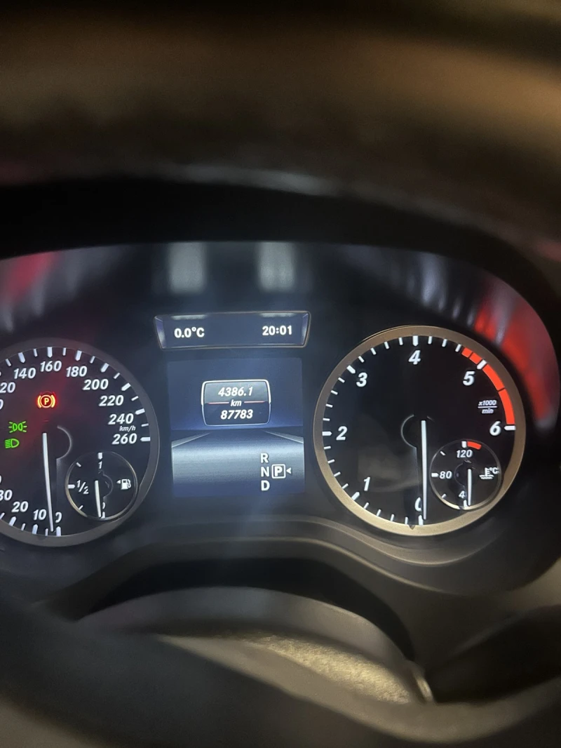 Mercedes-Benz A 200 87783 реални км, сервизна история, снимка 9 - Автомобили и джипове - 53222519