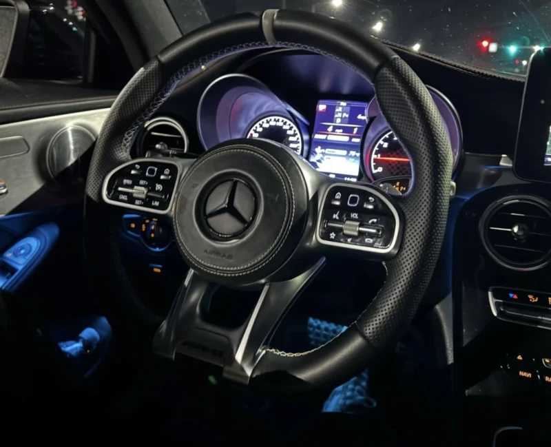 Mercedes-Benz C 43 AMG, снимка 4 - Автомобили и джипове - 53340524