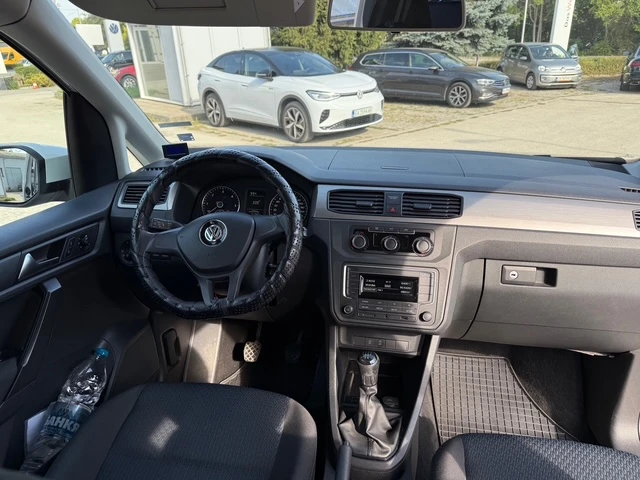 VW Caddy Maxi 2, O TDI 102 k.c - 7 места - изображение 9