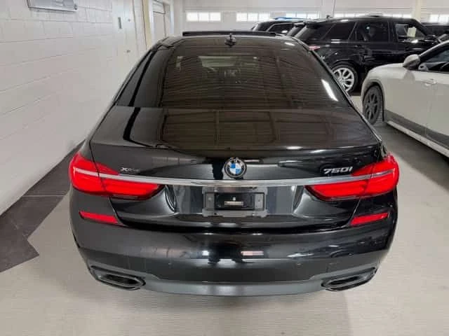 BMW 750 750i xDrive / М пакет/Карбон/2 ключа/Дистроник/ - изображение 5