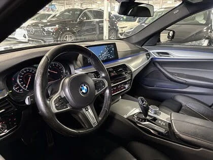 BMW 540 MPACK* КАМЕРА* ПАНОРАМА* ПОДГРЕВ* ПЕРА, снимка 16 - Автомобили и джипове - 54324019