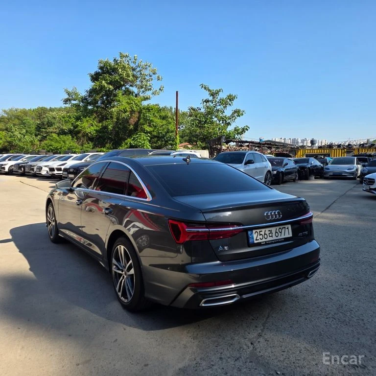 Audi A6 45TFSI* MATRIX* S* LINE* ОБДУХВАНЕ* ХЕДЪП* LANE* A, снимка 3 - Автомобили и джипове - 55045236