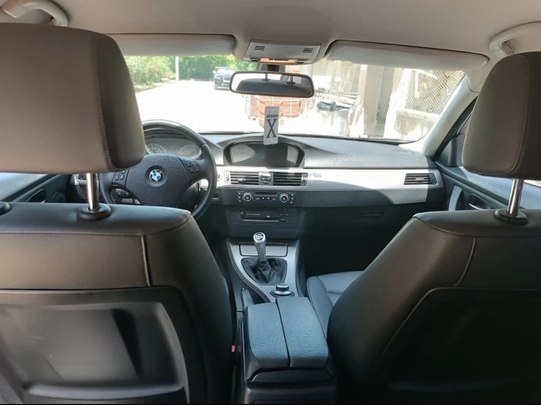 BMW 320  - изображение 8