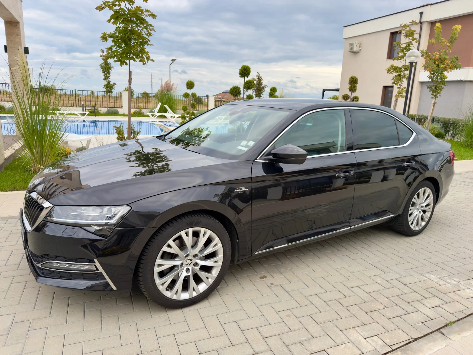 Skoda Superb Lorent&Clement - изображение 2