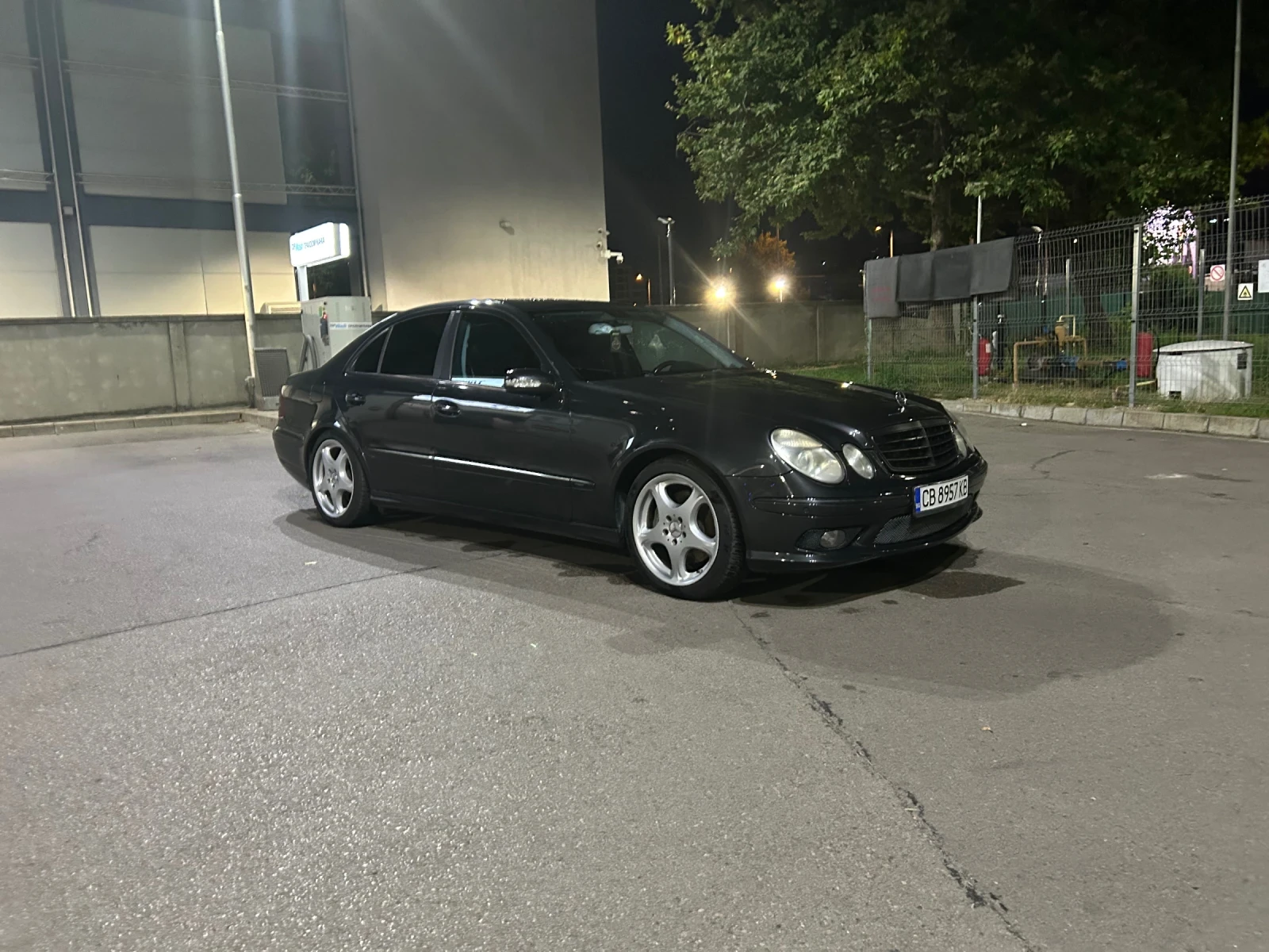 Mercedes-Benz E 500  - изображение 2