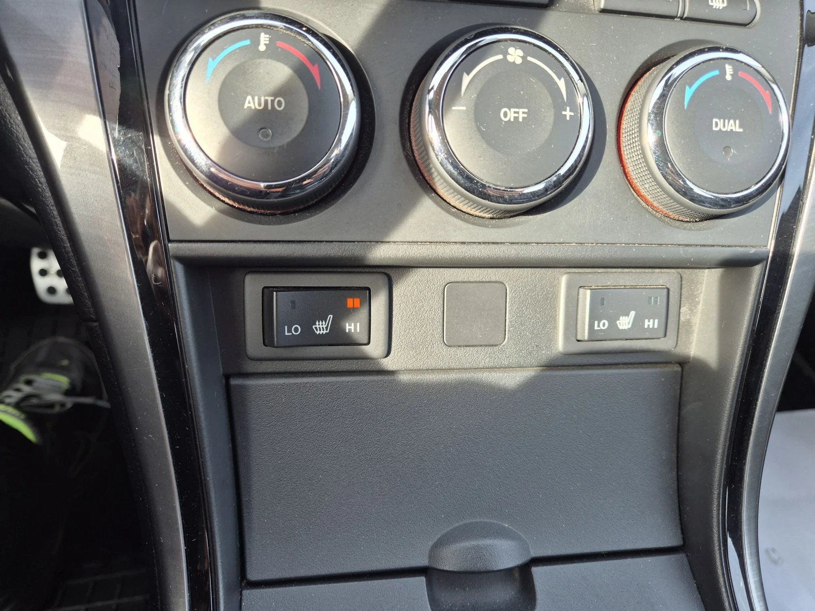 Mazda 6 2.2 | Mobile.bg � ����������� 11