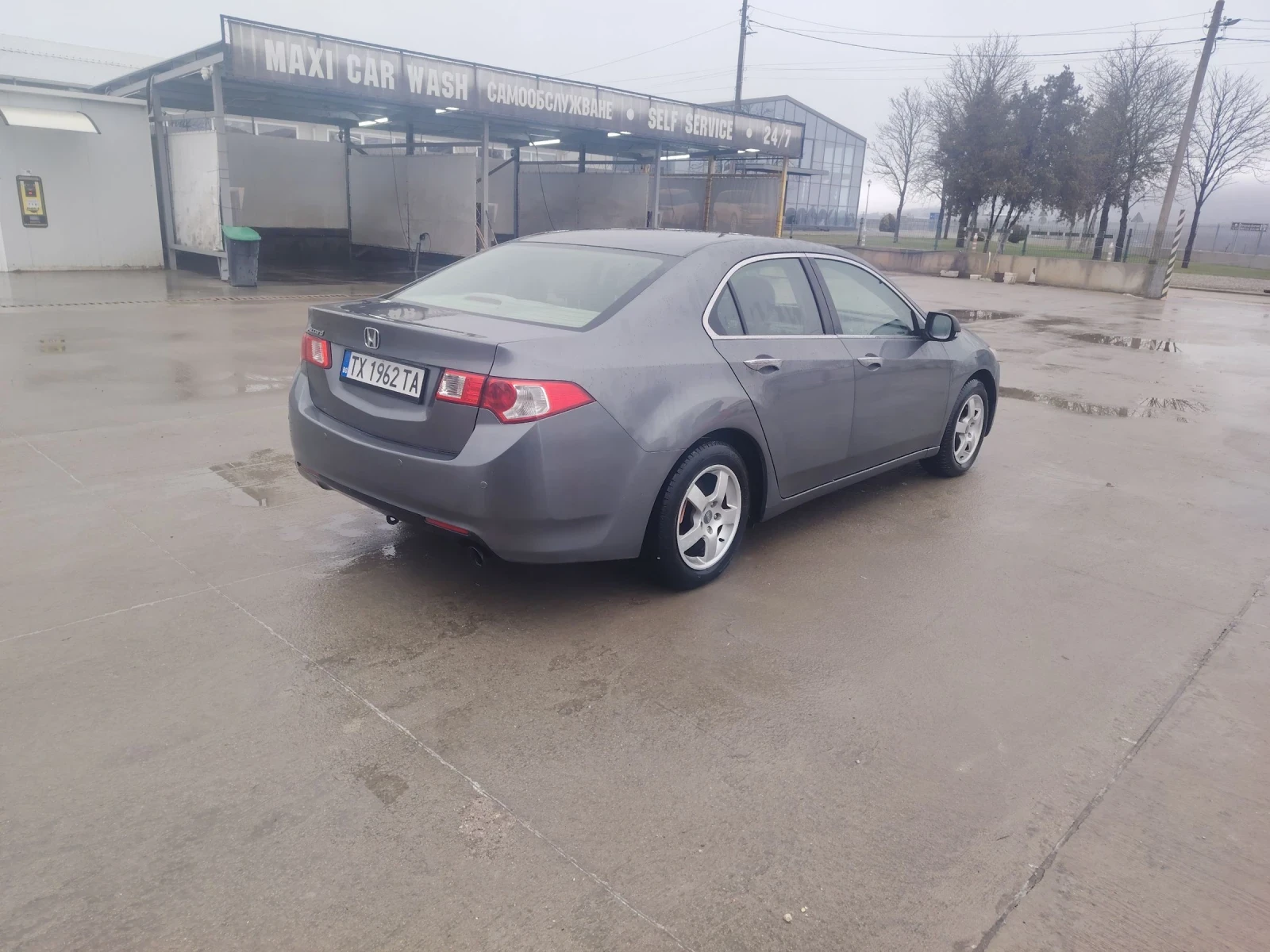 Honda Accord 2.0 Бензин Швейцария , снимка 15 - Автомобили и джипове - 53629131