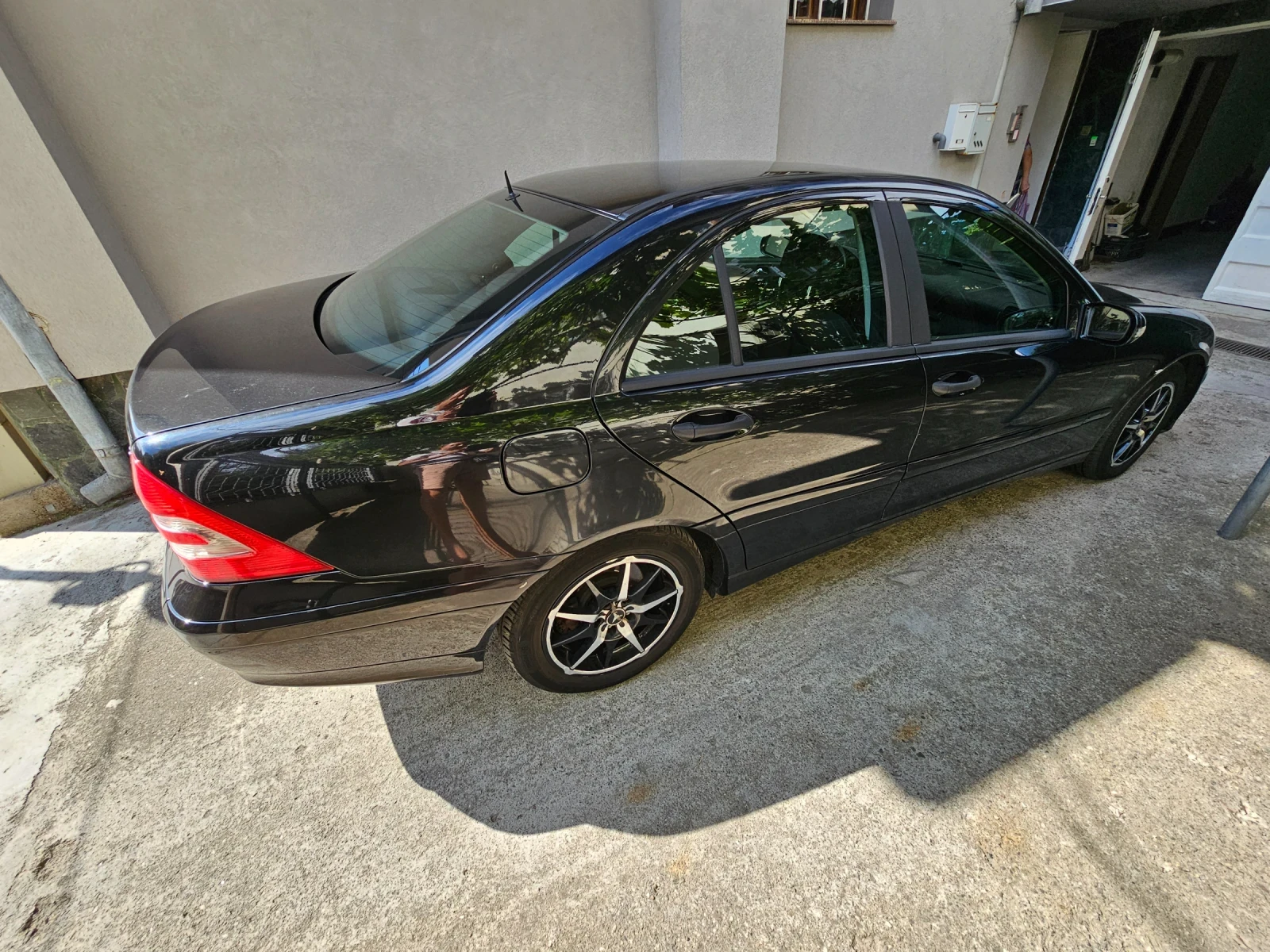 Mercedes-Benz C 220 CDI - изображение 2