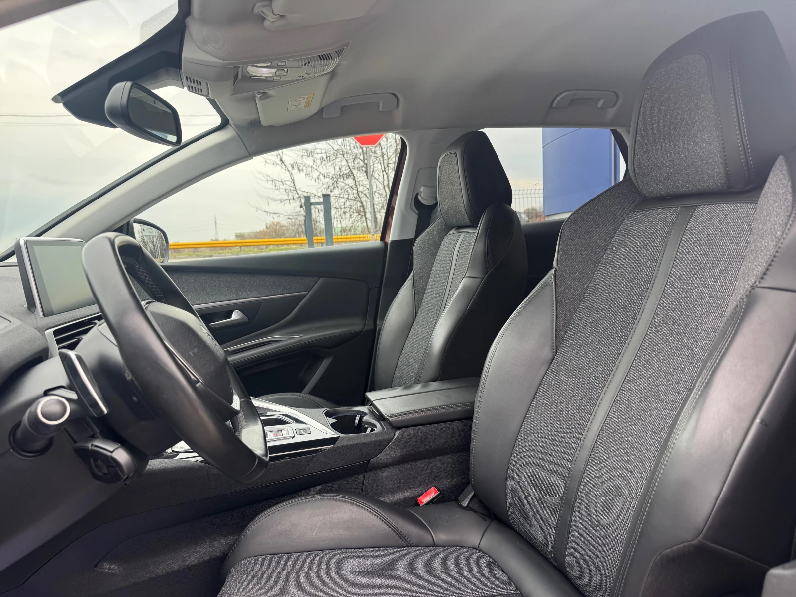 Peugeot 3008 1.6 HDI 120kc ALLURE автомат - изображение 10