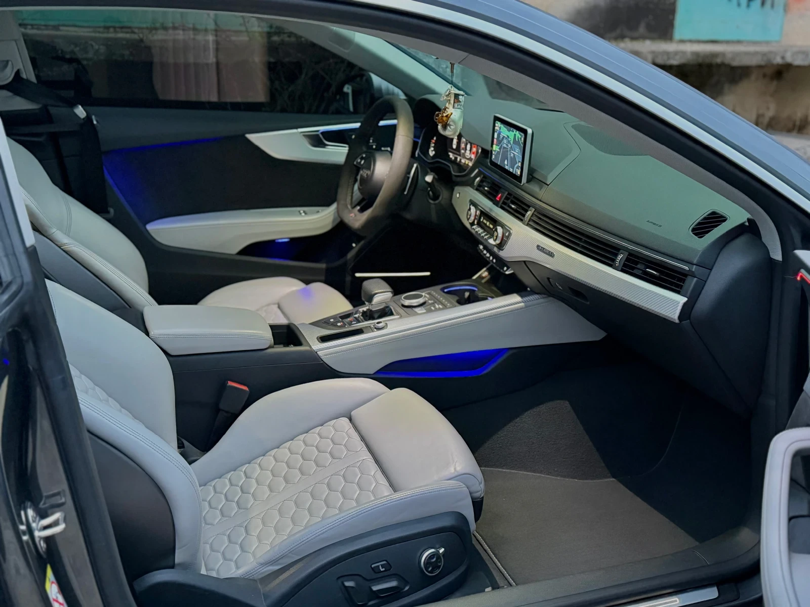 Audi Rs5, снимка 9 - Автомобили и джипове - 54084447