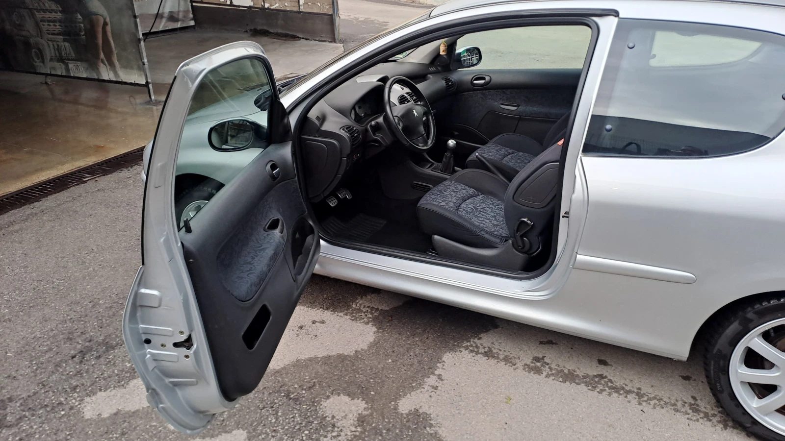 Peugeot 206 (1.6 109кс.) SR.SPORT!, снимка 14 - Автомобили и джипове - 54091951