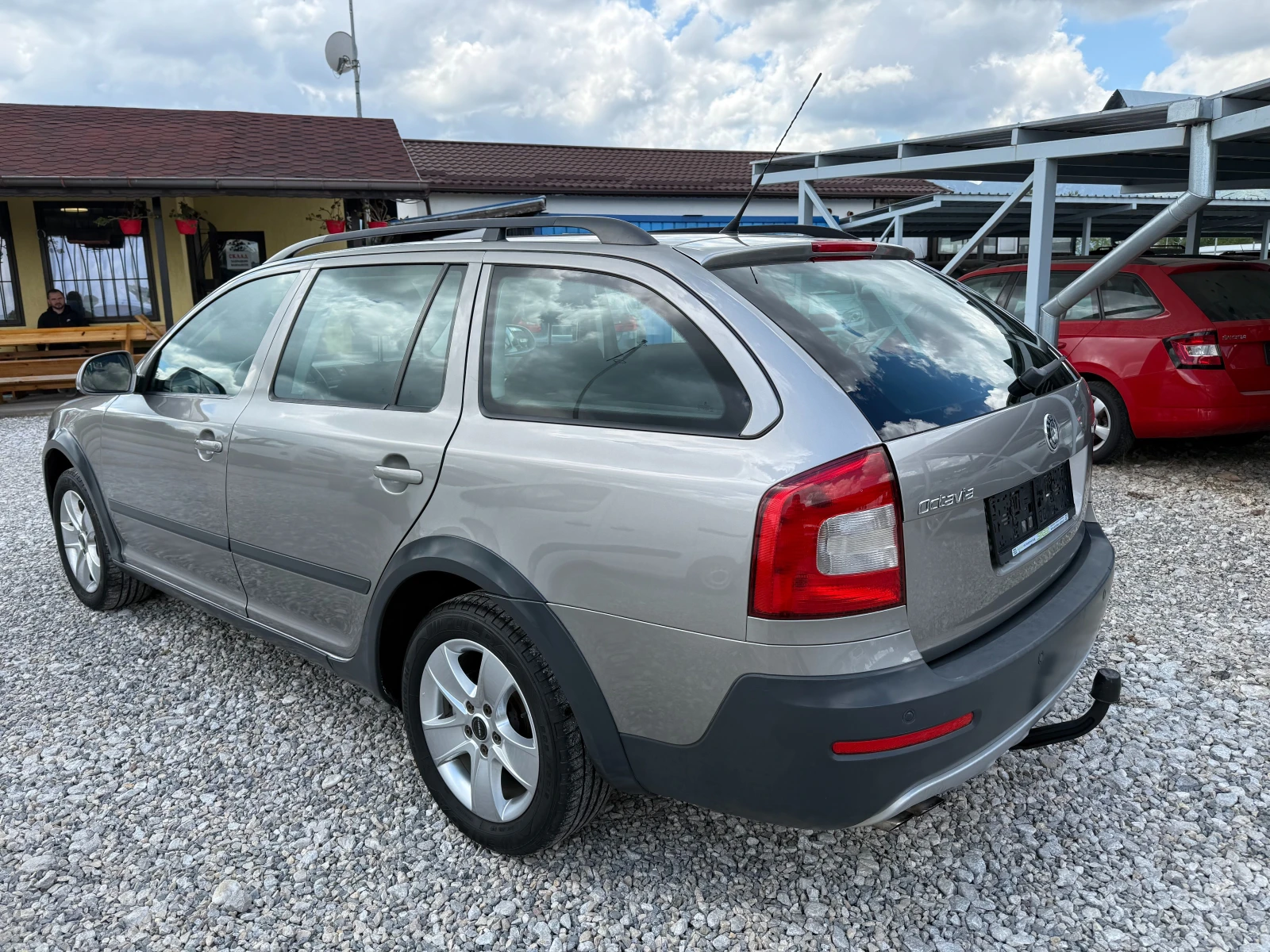 Skoda Octavia 2.0TDI 140кс SCOUT  ! ! КЛИМАТРОНИК, снимка 3 - Автомобили и джипове - 54424739