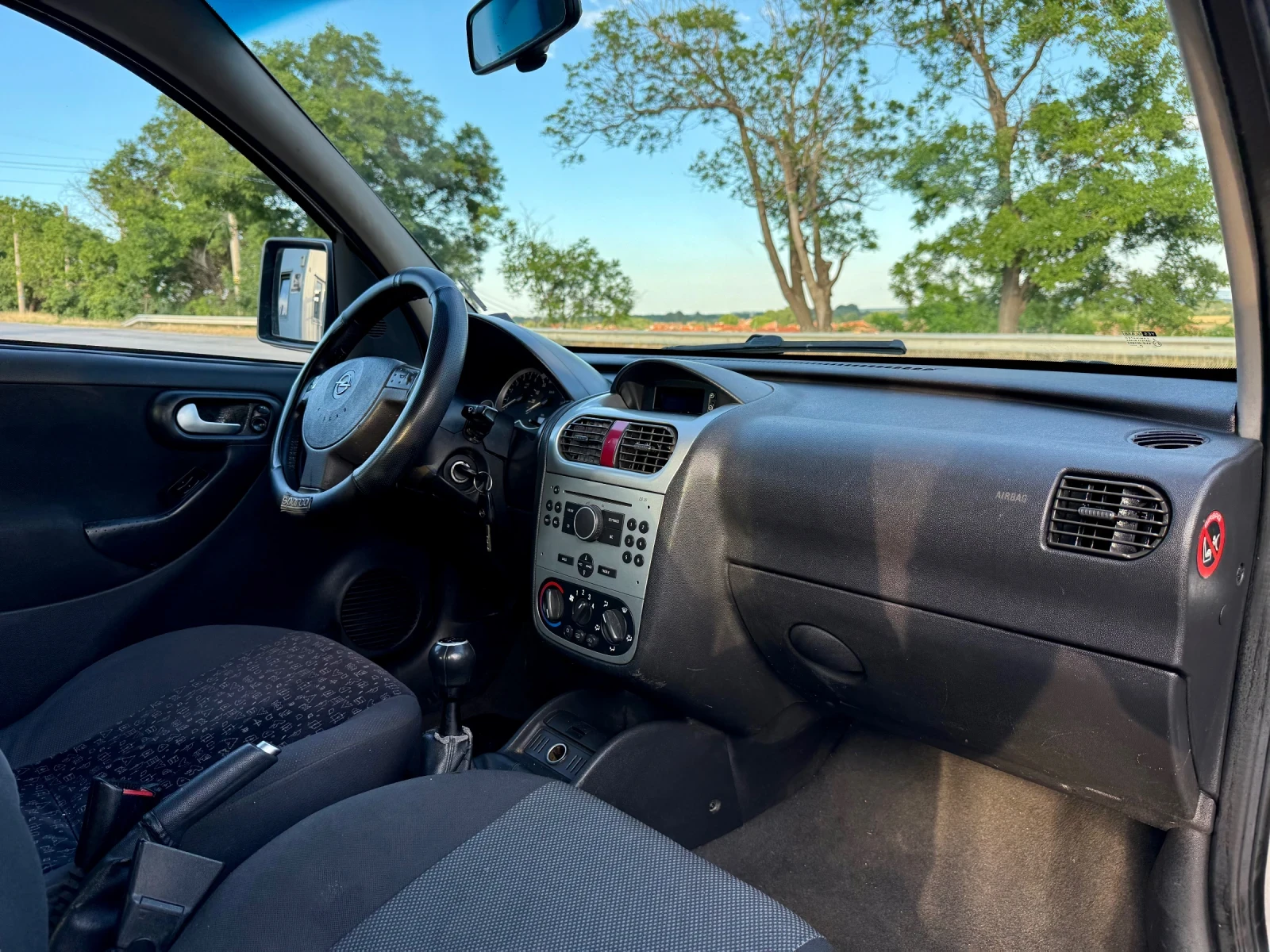 Opel Combo 1.7CDTI/ КЛИМАТИК/ ТЕГЛИЧ/ обслужено , снимка 8 - Автомобили и джипове - 54973488