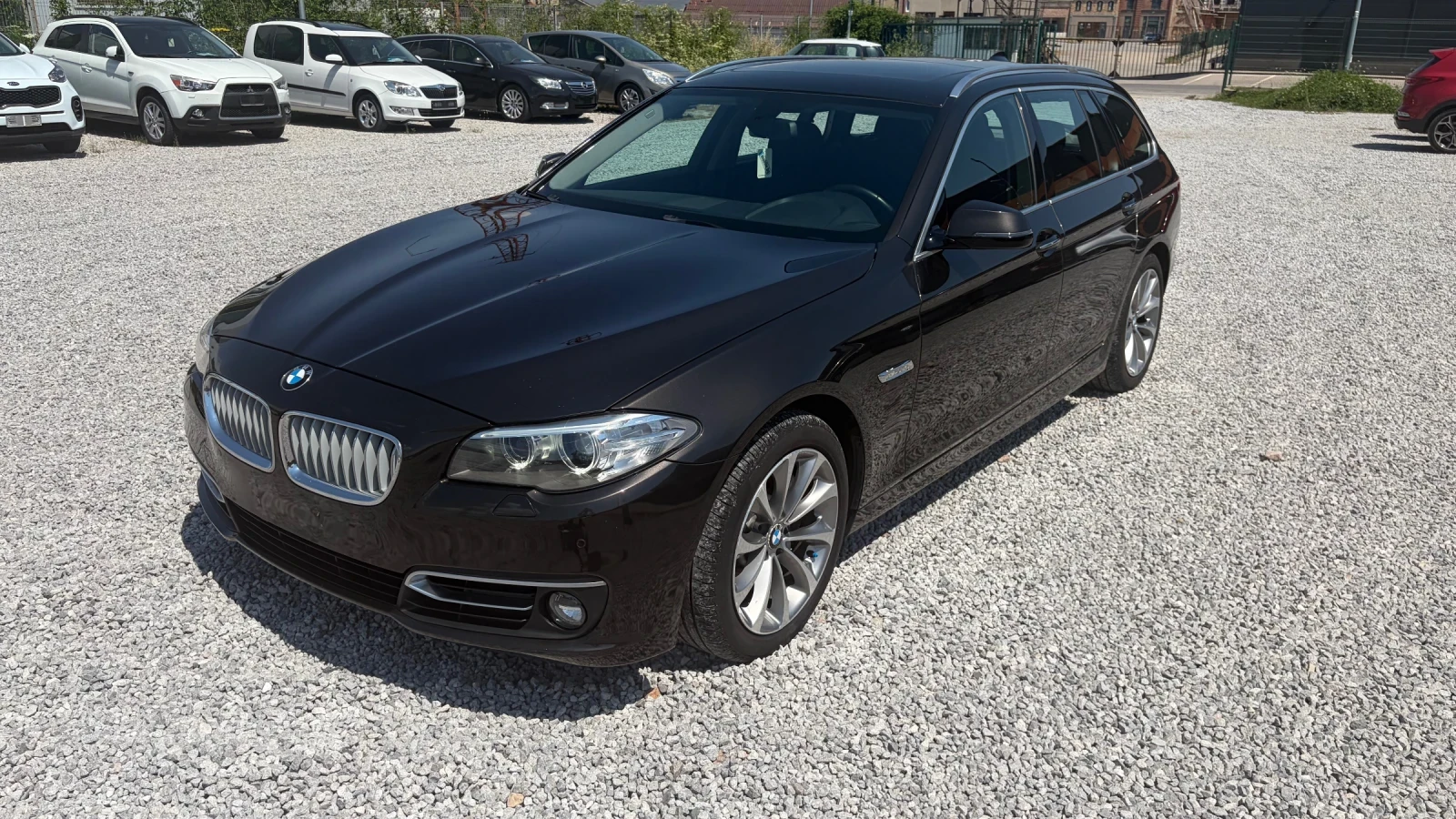 BMW 530 X-drive 3.0D-258k.c. /Панорама, Автомат/, снимка 2 - Автомобили и джипове - 55100037