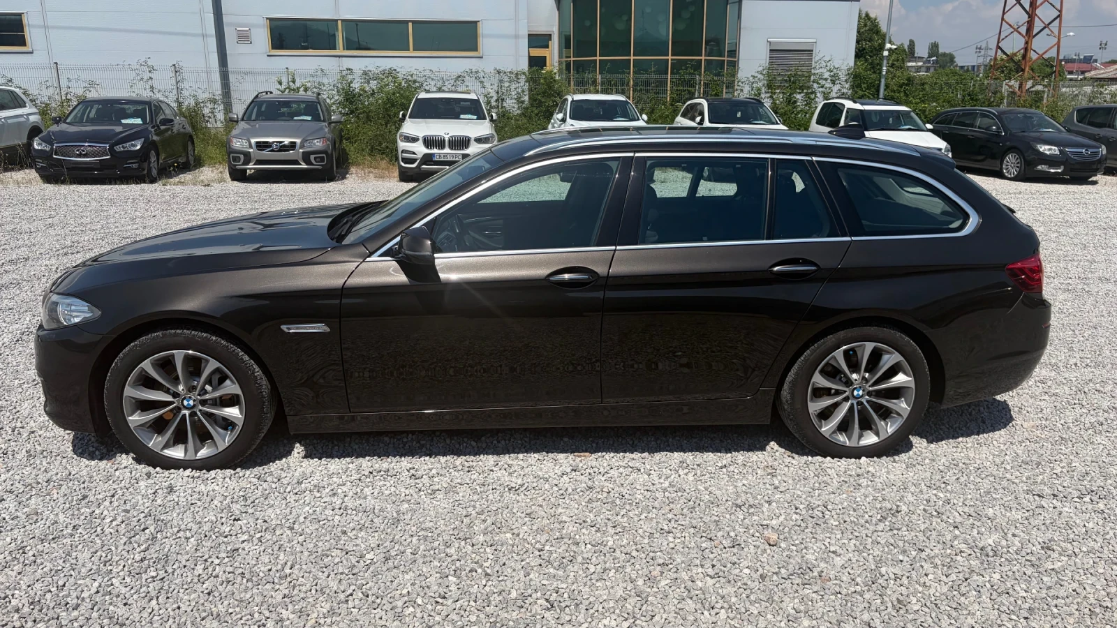 BMW 530 X-drive 3.0D-258k.c. /Панорама, Автомат/, снимка 3 - Автомобили и джипове - 55100037