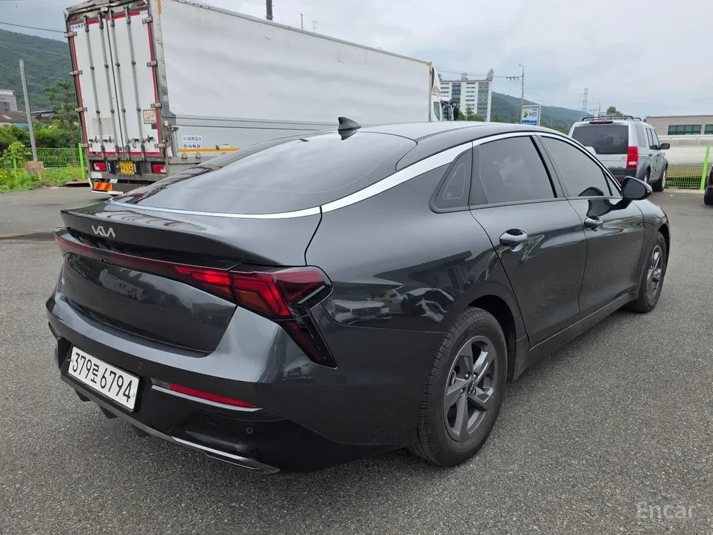 Kia K5 ГАЗ | BLIND SPOT| ОБДУХВАНЕ | DIGITAL DASH, снимка 4 - Автомобили и джипове - 55215030
