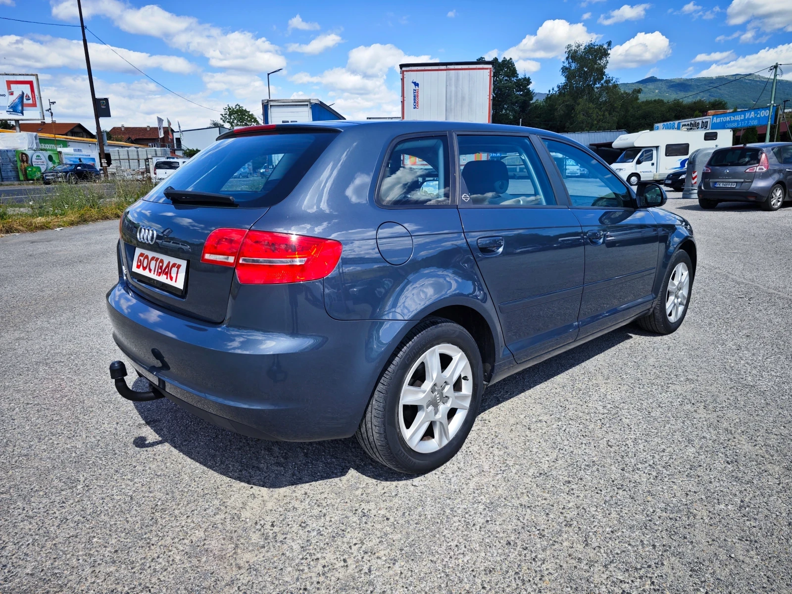 Audi A3 1.6 i, снимка 5 - Автомобили и джипове - 55300753