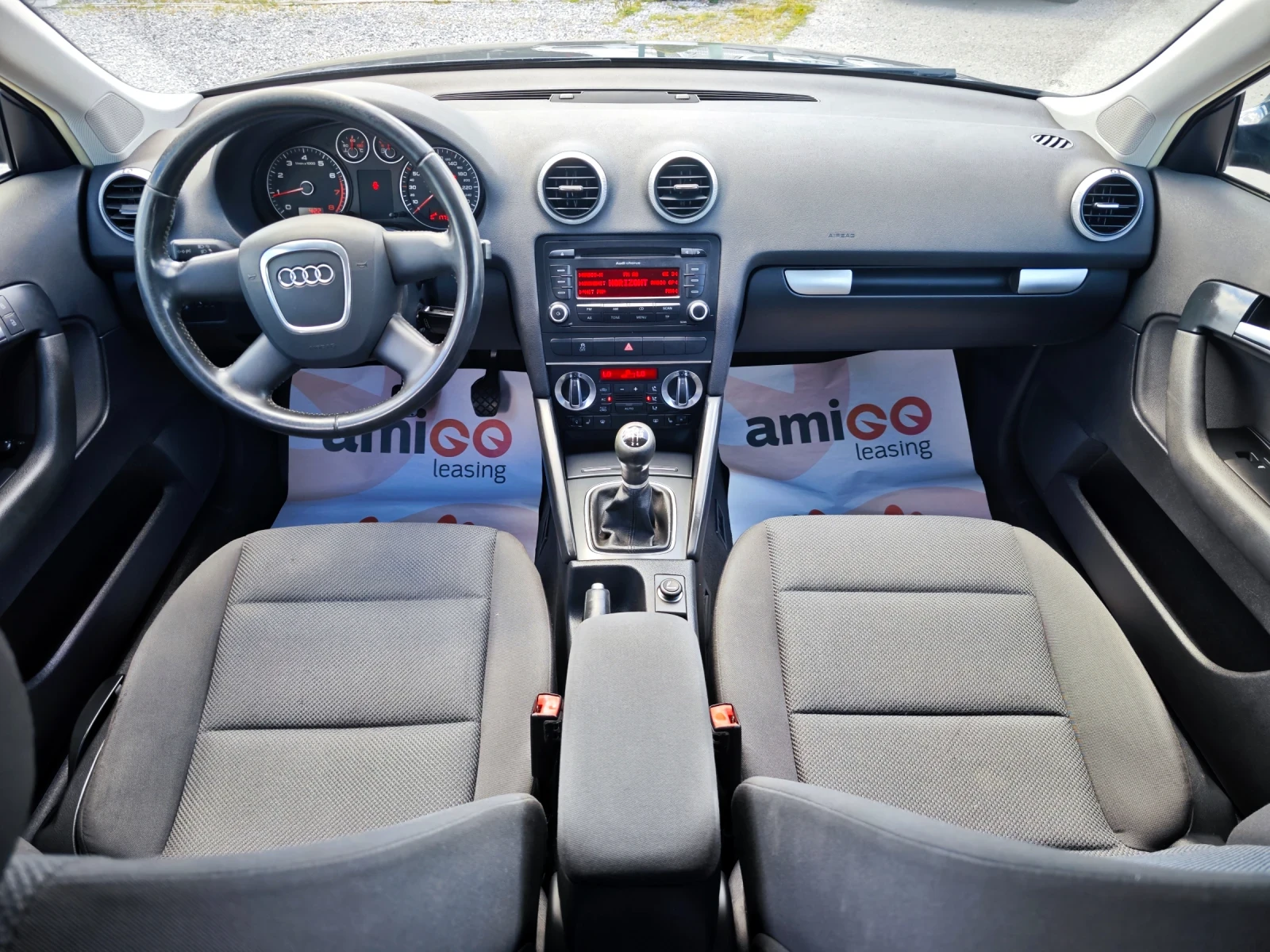 Audi A3 1.6 i, снимка 13 - Автомобили и джипове - 55300753