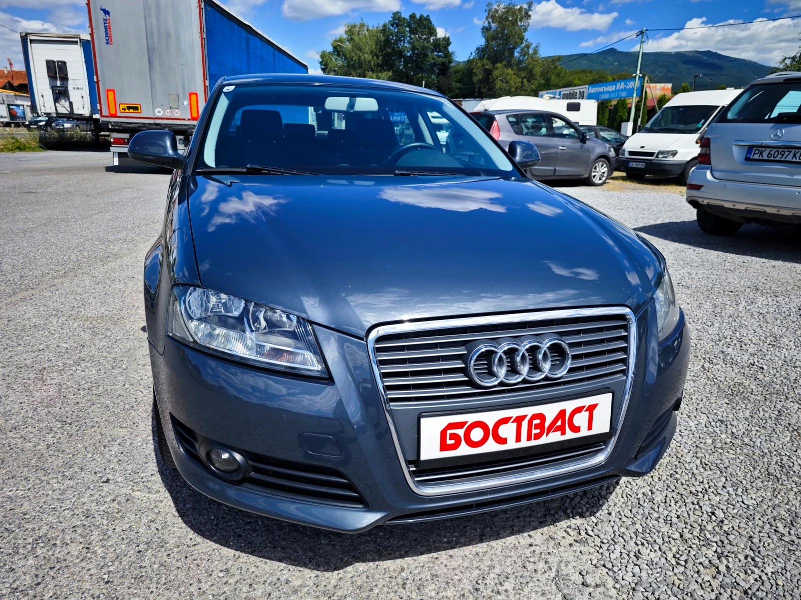 Audi A3 1.6 i, снимка 8 - Автомобили и джипове - 55300753