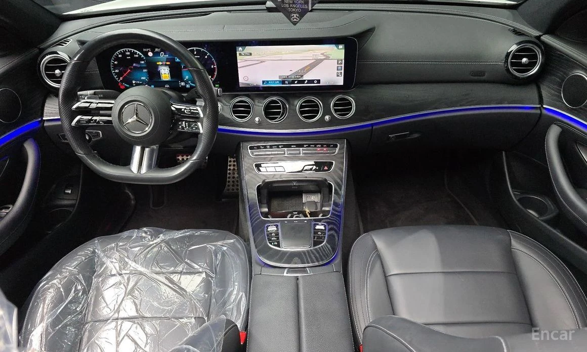 Mercedes-Benz E 220, снимка 7 - Автомобили и джипове - 55401315