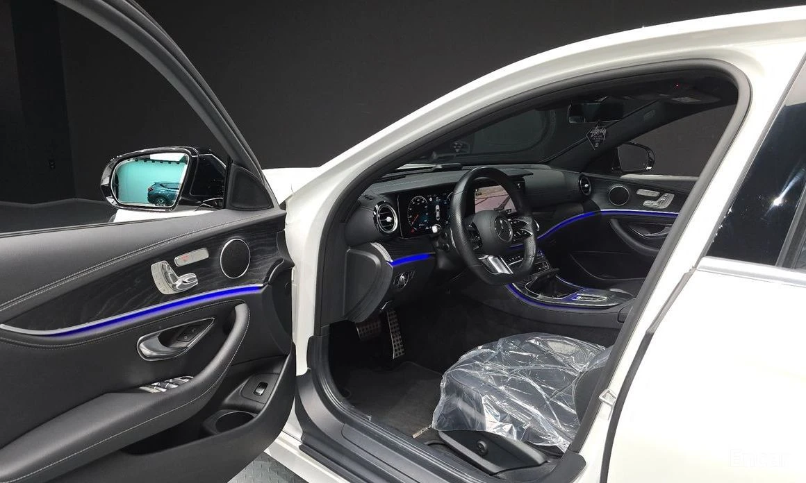 Mercedes-Benz E 220, снимка 10 - Автомобили и джипове - 55401315
