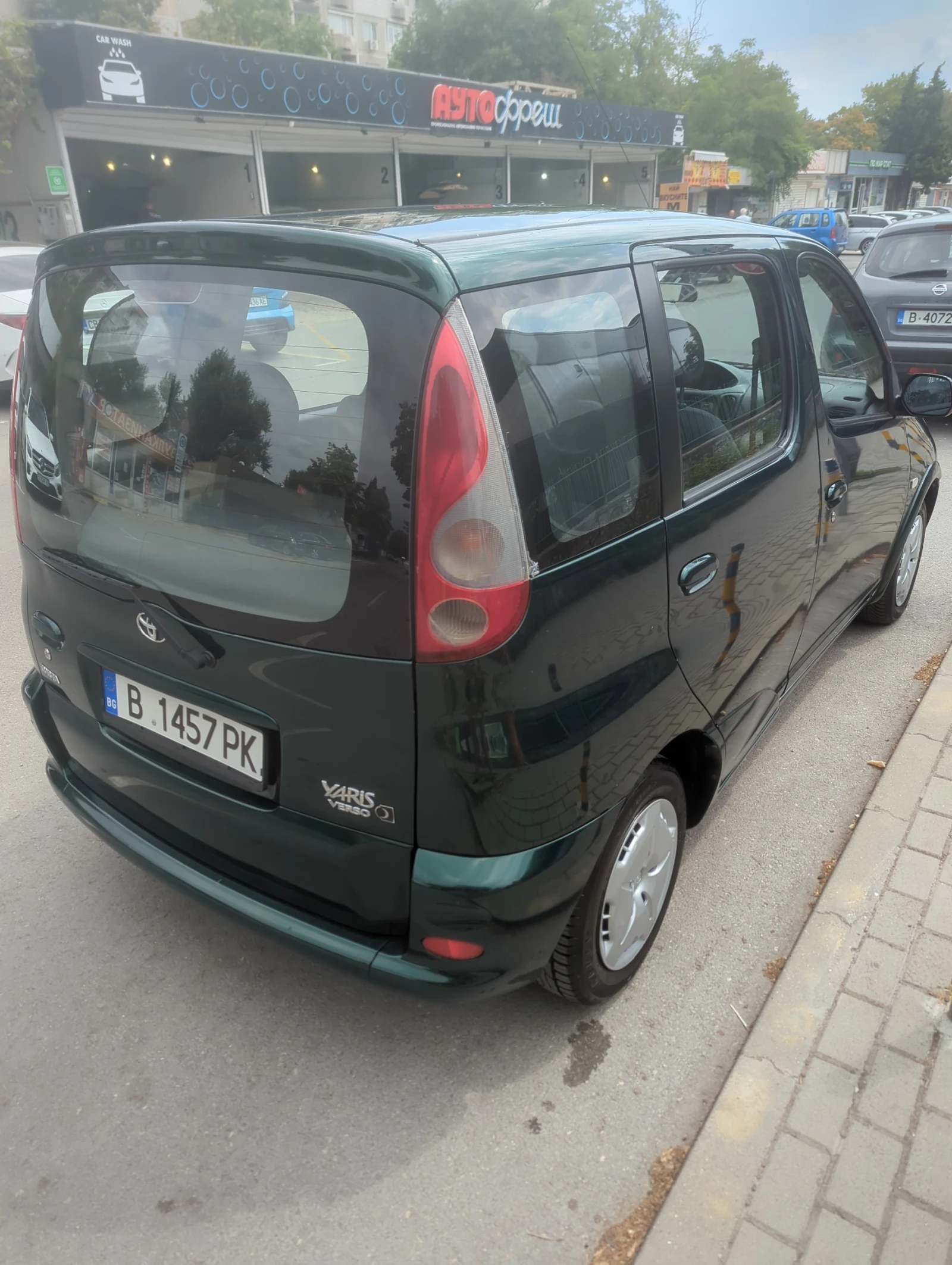 Toyota Yaris verso, снимка 3 - Автомобили и джипове - 55775396