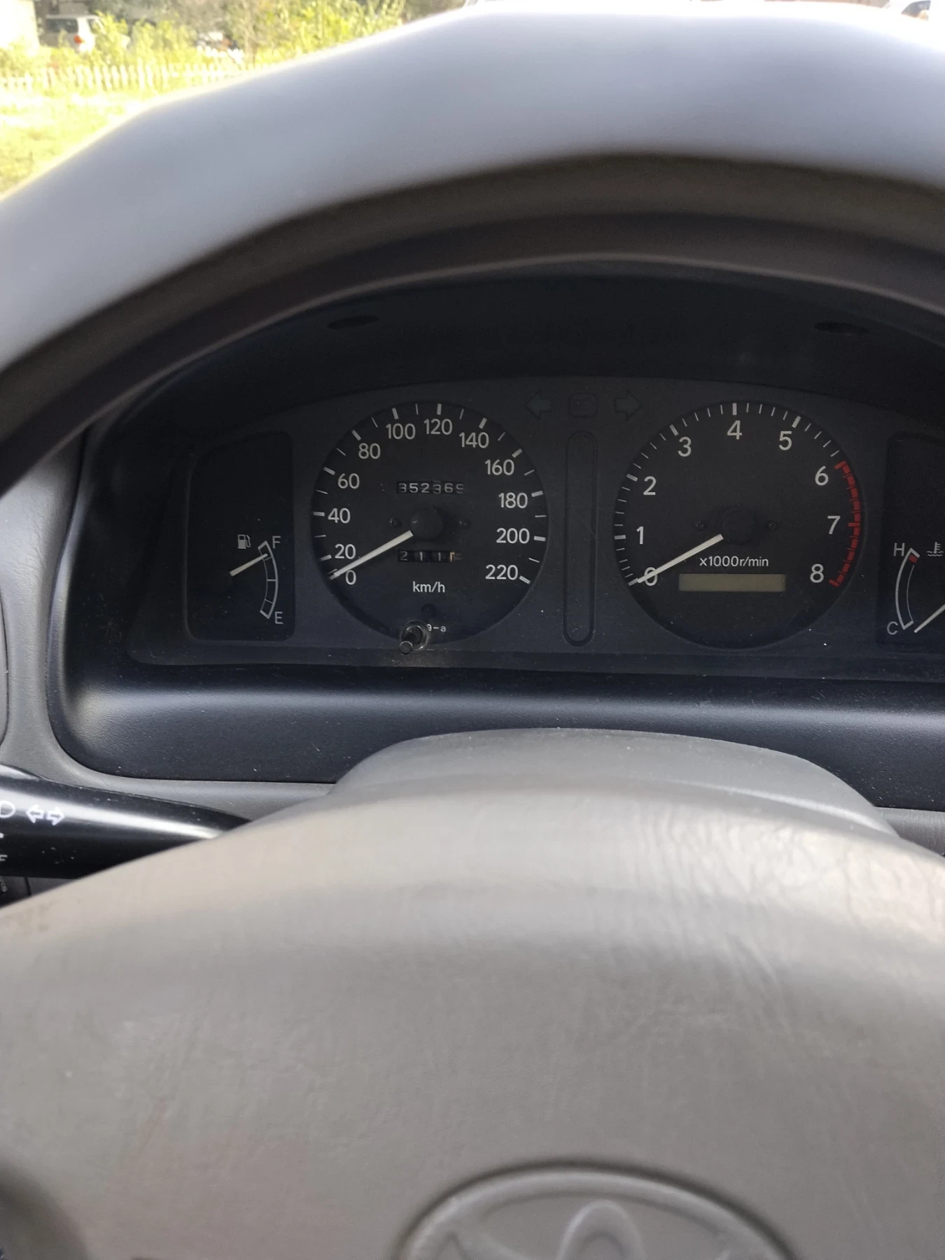 Toyota Corolla Газ/Бензин, снимка 5 - Автомобили и джипове - 55930360