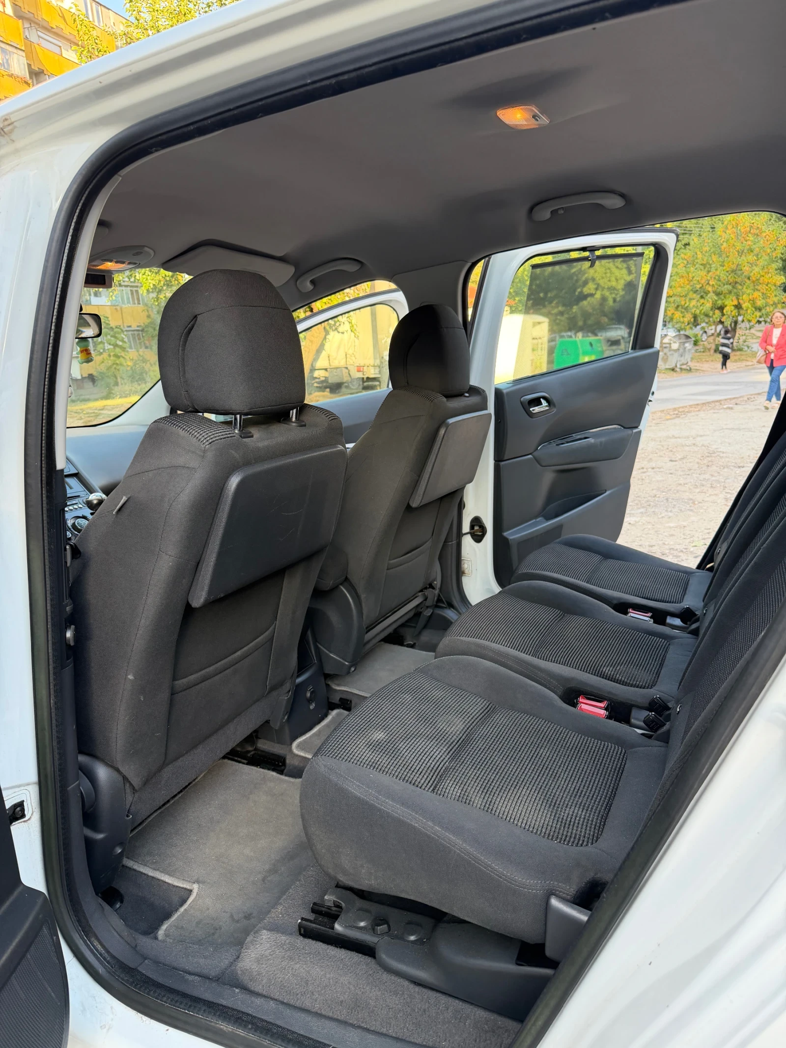 Peugeot 5008 | Mobile.bg � ����������� 10