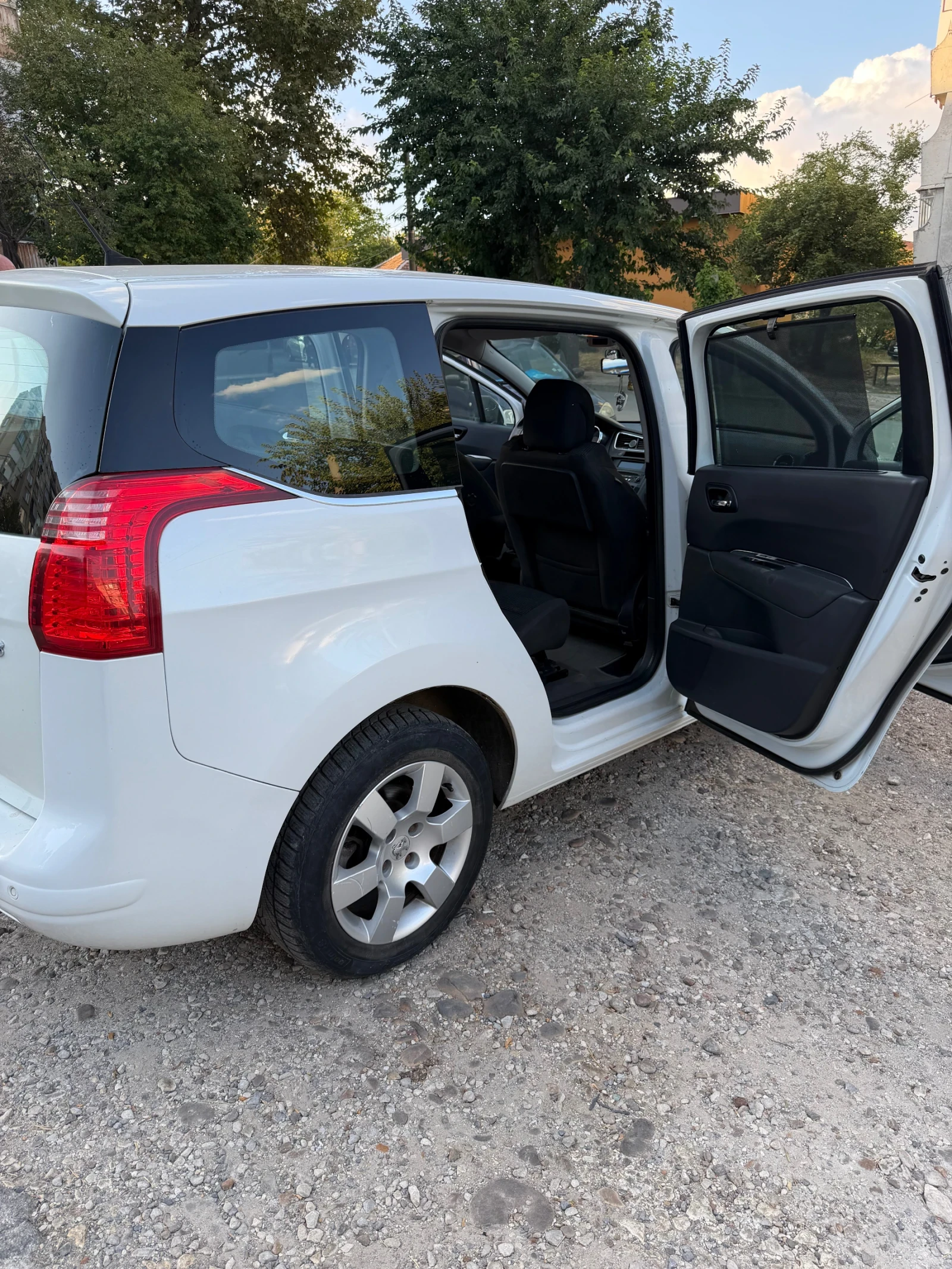 Peugeot 5008 | Mobile.bg � ����������� 3