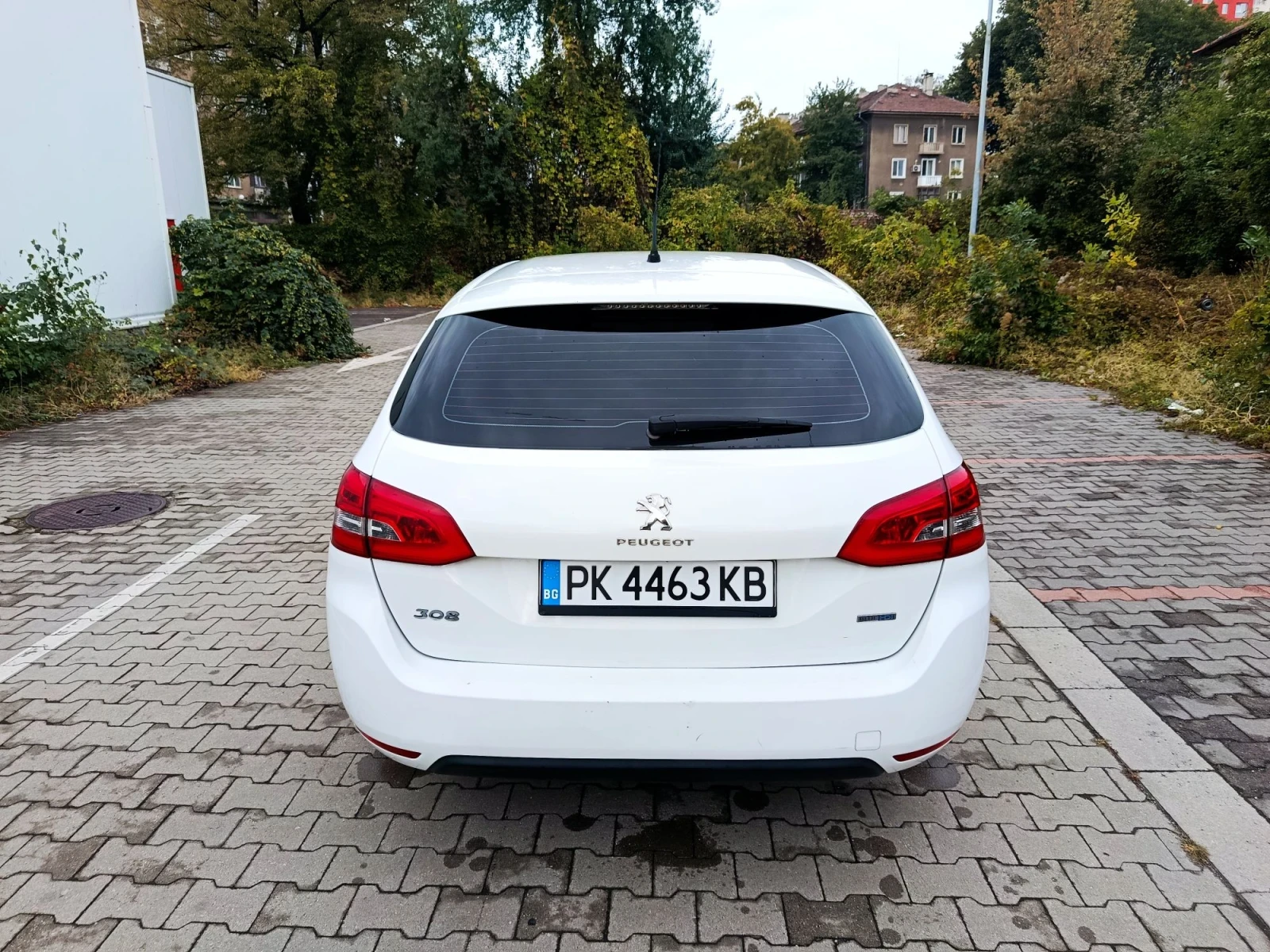 Peugeot 308 1.6 bluehdi, снимка 10 - Автомобили и джипове - 56233689