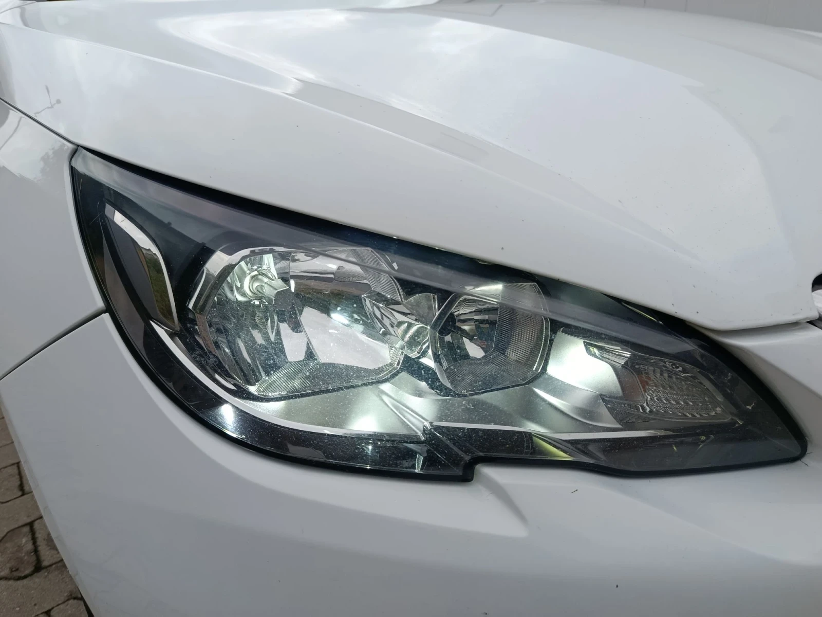 Peugeot 308 1.6 bluehdi, снимка 4 - Автомобили и джипове - 56233689